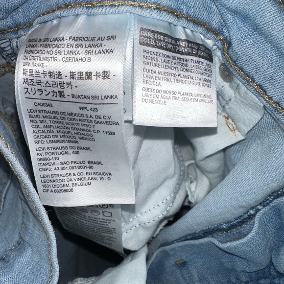 Levi’s women’s light wash boyfriend denim jeans 32 fall spring summer - Picture 6 of 6